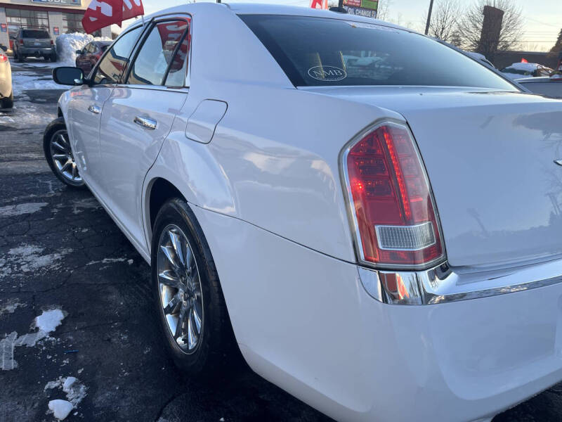 2011 Chrysler 300 Limited