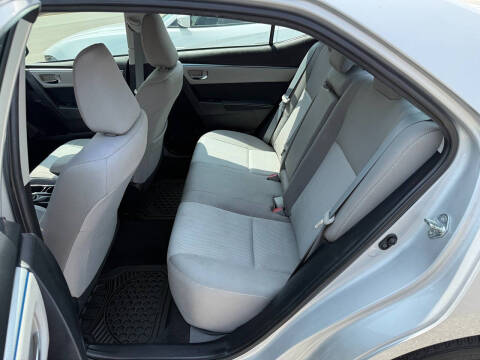 2015 Toyota Corolla LE