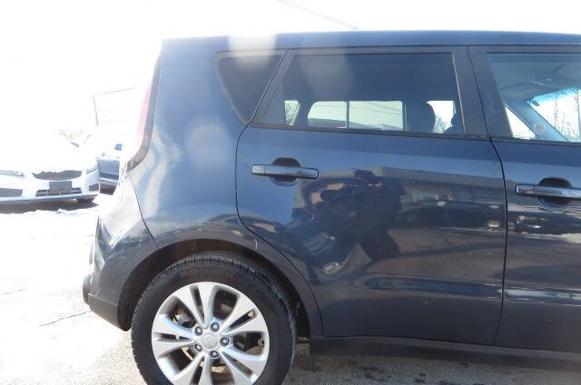 2015 Kia Soul +