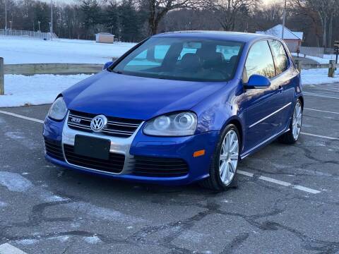 2008 Volkswagen R32 for sale at Choice Motor Car in Plainville CT