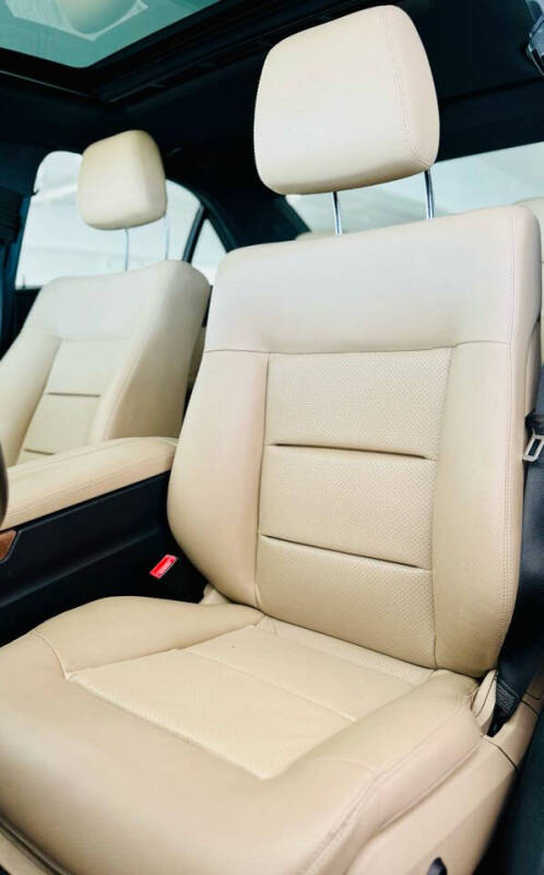 2012 Mercedes-Benz E-Class E 350 BlueTEC Luxury