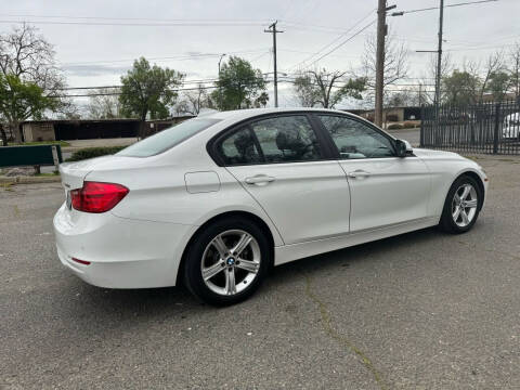 2015 BMW 3 Series 320i