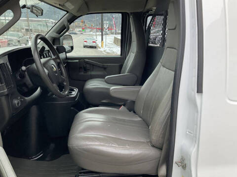 2017 Chevrolet Express 2500