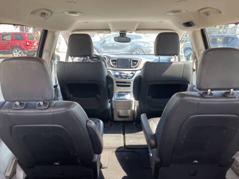 2017 Chrysler Pacifica Touring-L