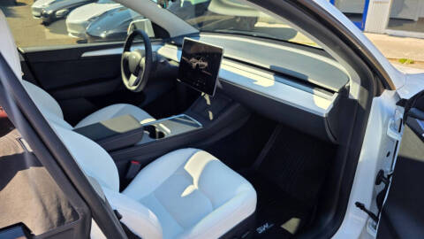 2025 Tesla Model Y Long Range