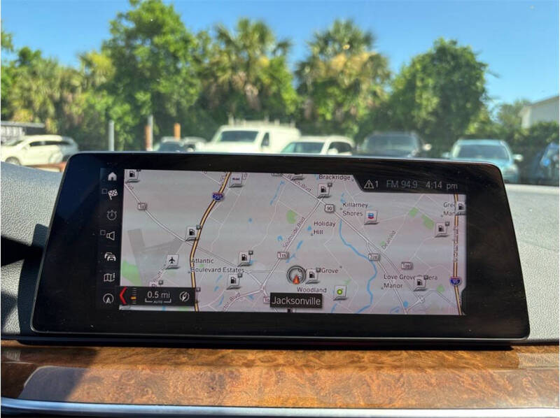 2019 BMW 5 Series 530i
