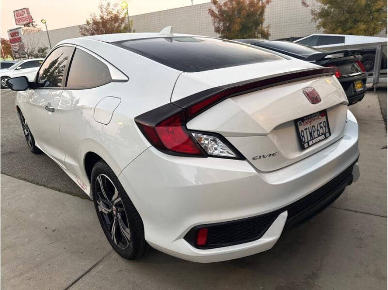 2018 Honda Civic Touring