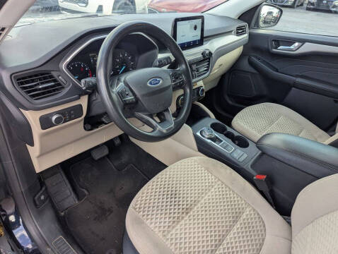 2021 Ford Escape SE