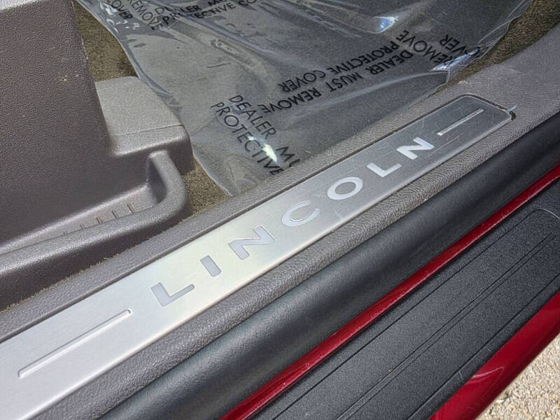 2019 Lincoln Nautilus Select
