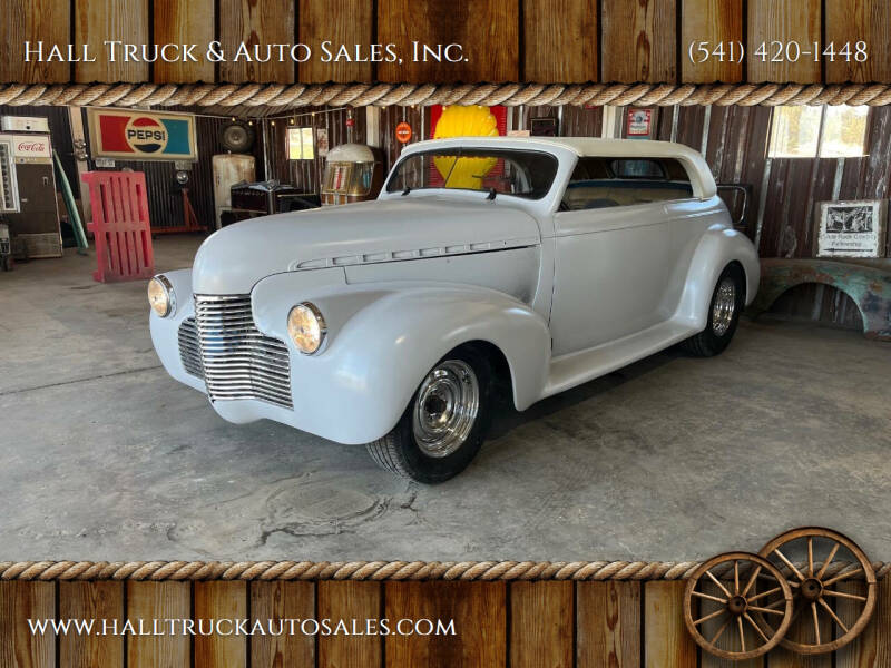 1940 Chevrolet Custom 2 Door