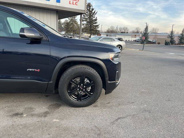 2021 GMC Acadia AT4