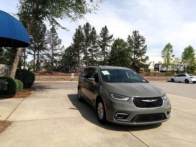 2022 Chrysler Pacifica Touring L
