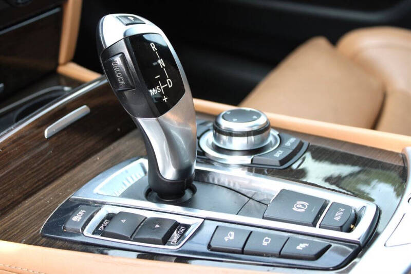 2012 BMW 7 Series 750Li xDrive