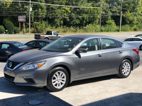 2016 Nissan Altima for sale at Express Auto Sales in Dalton GA