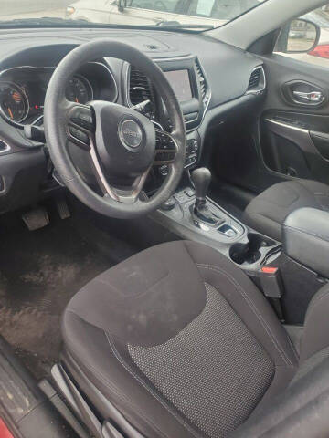 2019 Jeep Cherokee Latitude