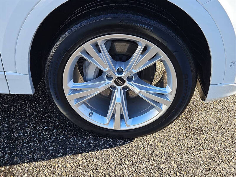 2023 Audi Q8 quattro Premium Plus 55 TFSI