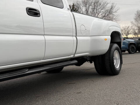 2002 Chevrolet Silverado 3500 LS
