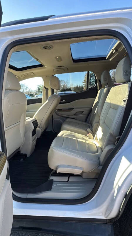 2019 GMC Acadia Denali