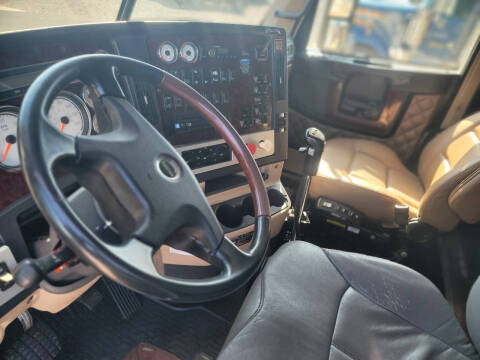 2013 Freightliner SD122 CORONADO
