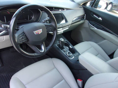 2019 Cadillac XT4 Luxury