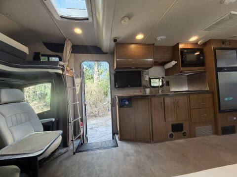 2014 Winnebago VIEW 24M