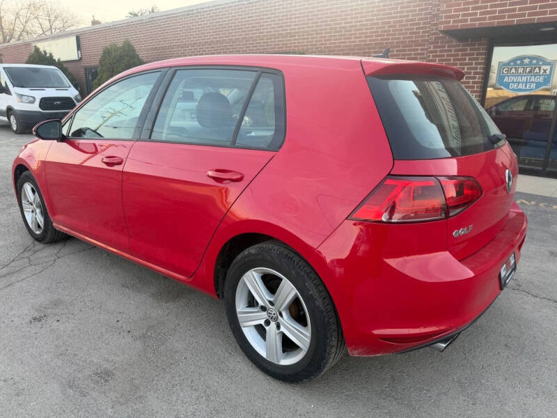 2017 Volkswagen Golf TSI S