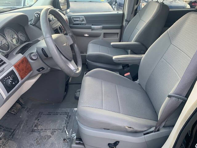 2008 Chrysler Town and Country Touring