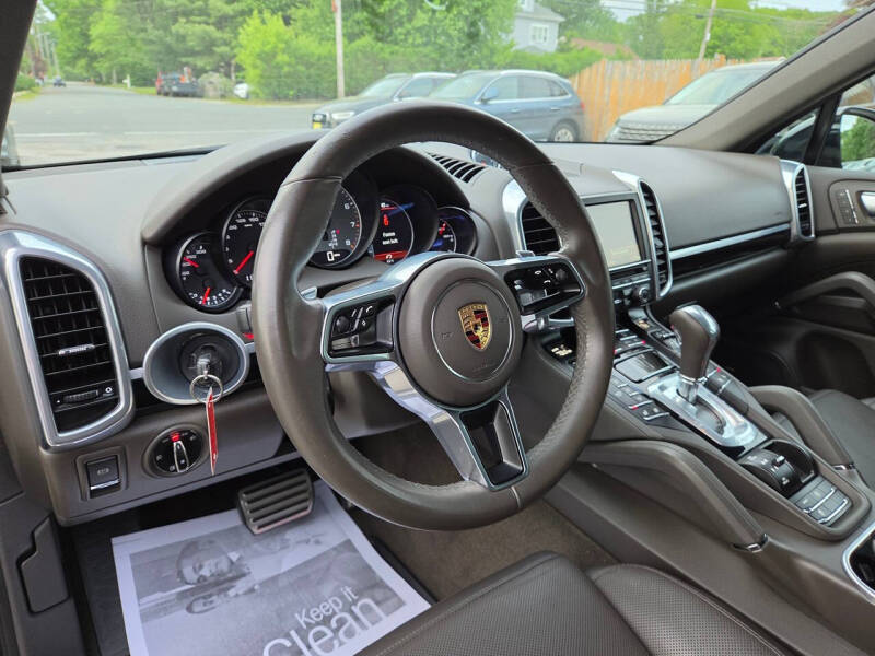 2016 Porsche Cayenne S
