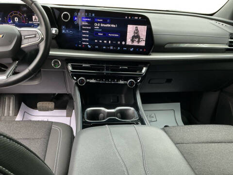 2024 Chevrolet Traverse LS