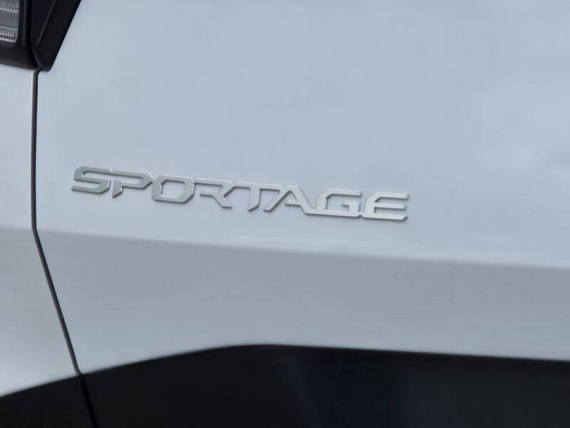 2025 Kia Sportage LX