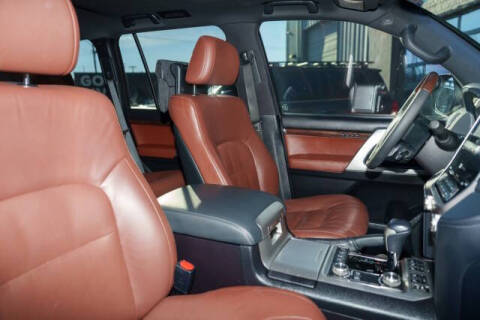 2016 Toyota Land Cruiser