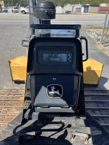2020 DEERE 450 LGP