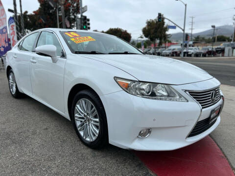 2014 Lexus ES 350 for sale at Auto Max of Ventura in Ventura CA