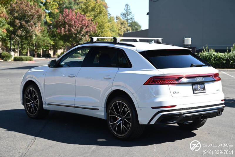 2019 Audi Q8 quattro Premium Plus 55 TFSI