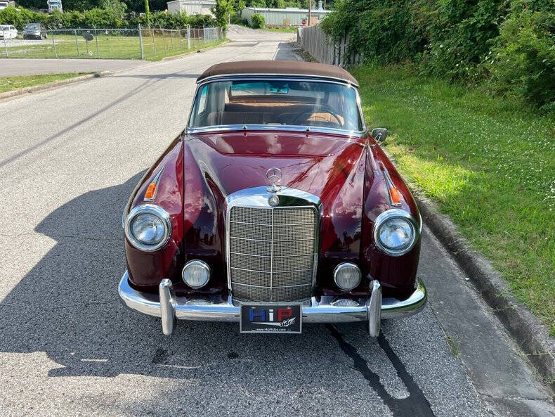 1958 Mercedes-Benz 220S