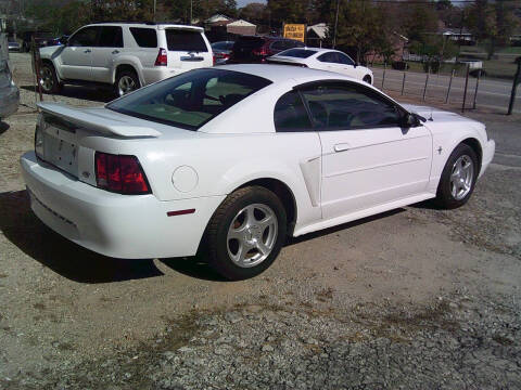 2003 Ford Mustang