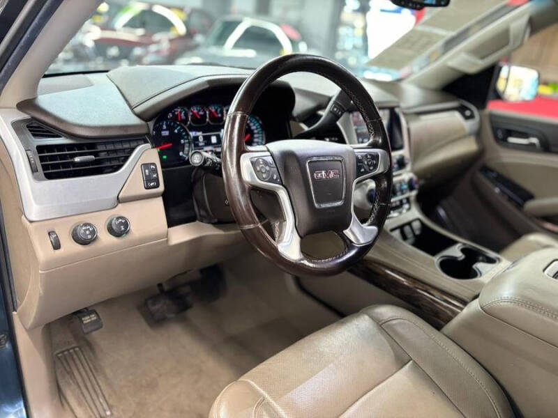 2019 GMC Yukon XL SLT