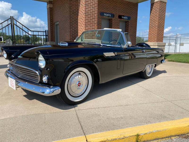 1956 Ford Thunderbird