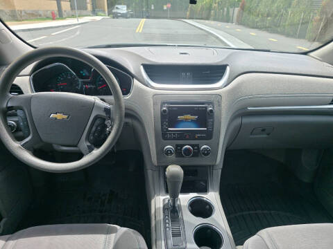 2013 Chevrolet Traverse LS