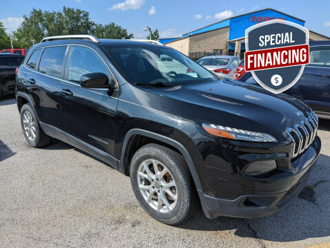 2014 Jeep Cherokee for sale at AutoMax Used Cars of Toledo in Oregon OH