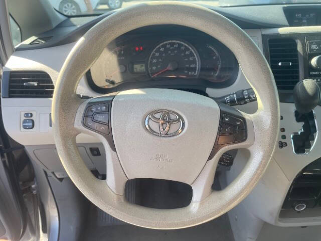 2013 Toyota Sienna
