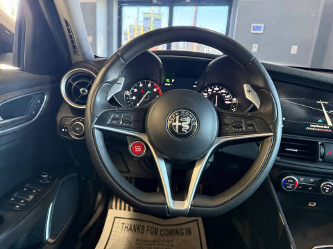 2017 Alfa Romeo Giulia Ti