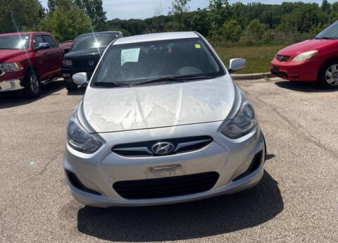 2012 Hyundai Accent GS
