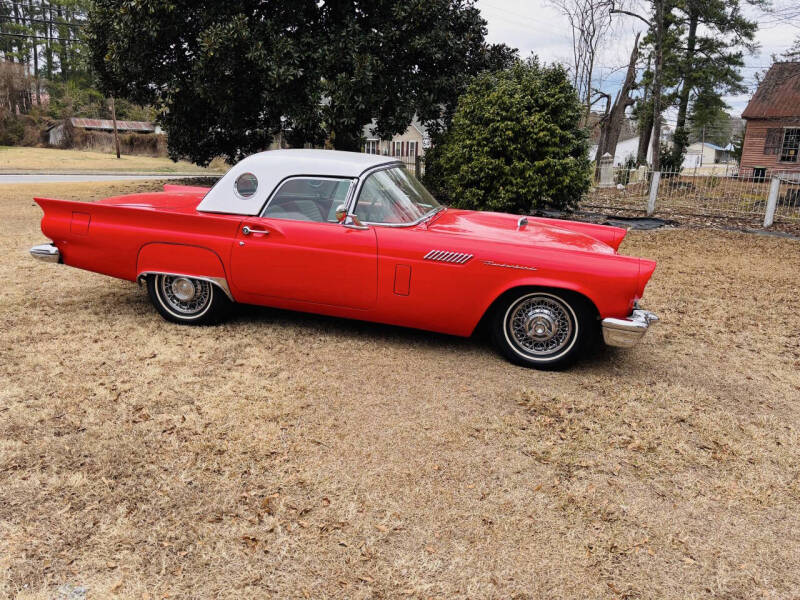 1957 Ford Thunderbird