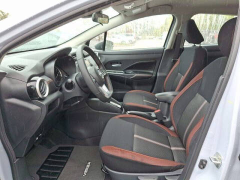 2025 Nissan Versa SR