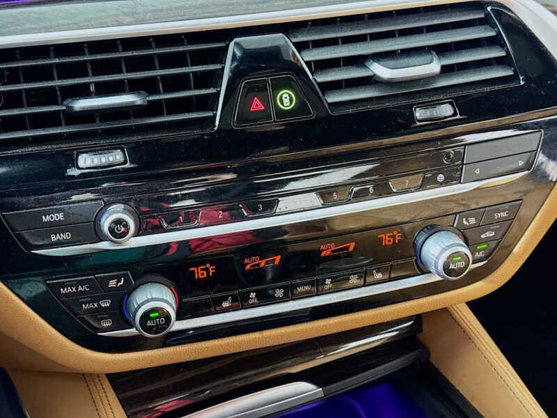 2022 BMW 5 Series M550i xDrive