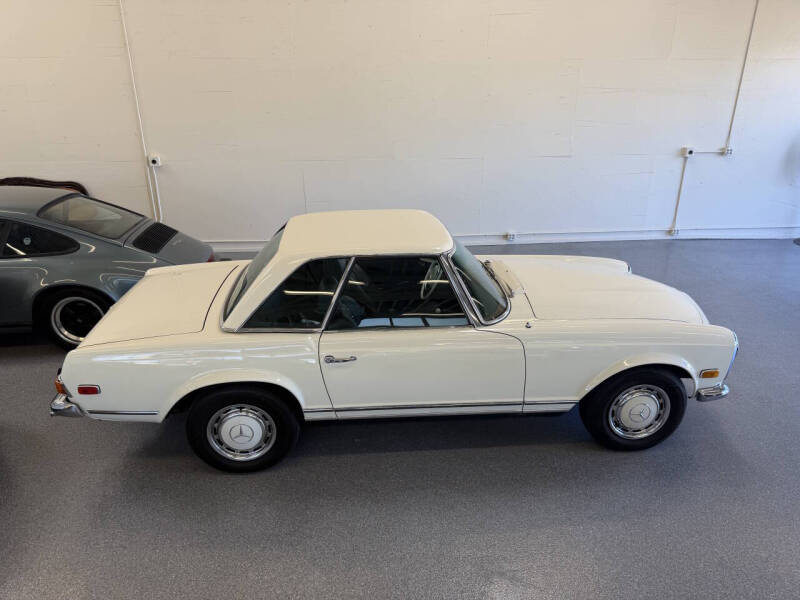 1970 Mercedes-Benz 280-Class