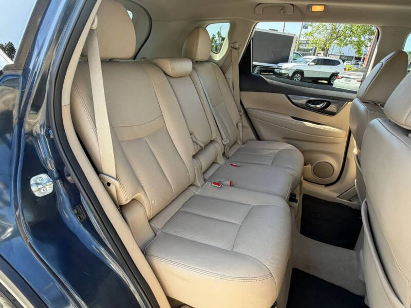 2015 Nissan Rogue