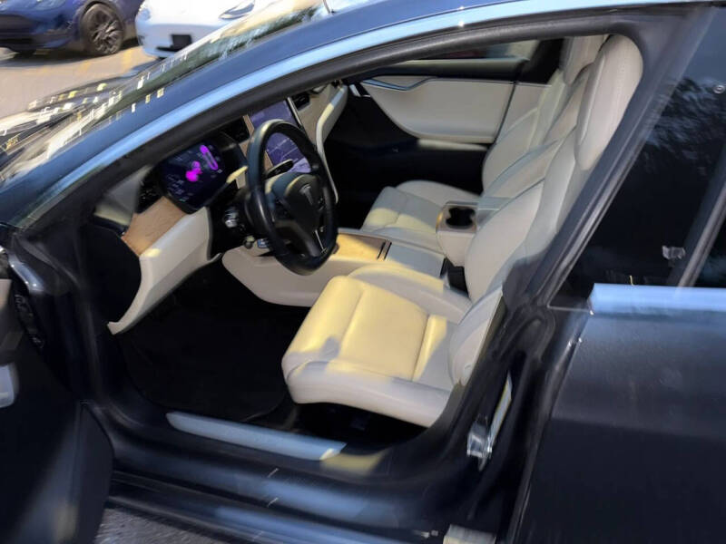 2020 Tesla Model S
