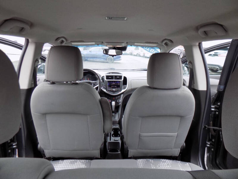 2020 Chevrolet Sonic LT